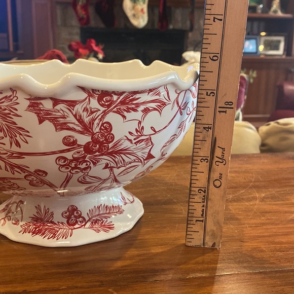 NWT Mud Pie Pedestal Bowl 10” Holly Toile Red White NEW - Picture 7 of 9